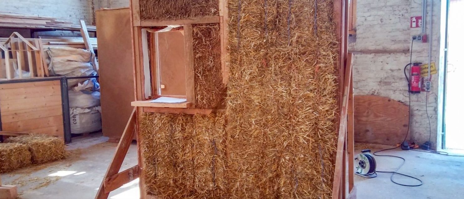 Strohballenbau2